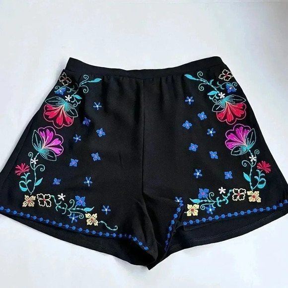 Xhilaration Black Embroidered High Waist Shorts Size XS - Picture 3 of 7